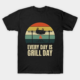 Every Day is Grill Day Grilling Grill Master T-Shirt